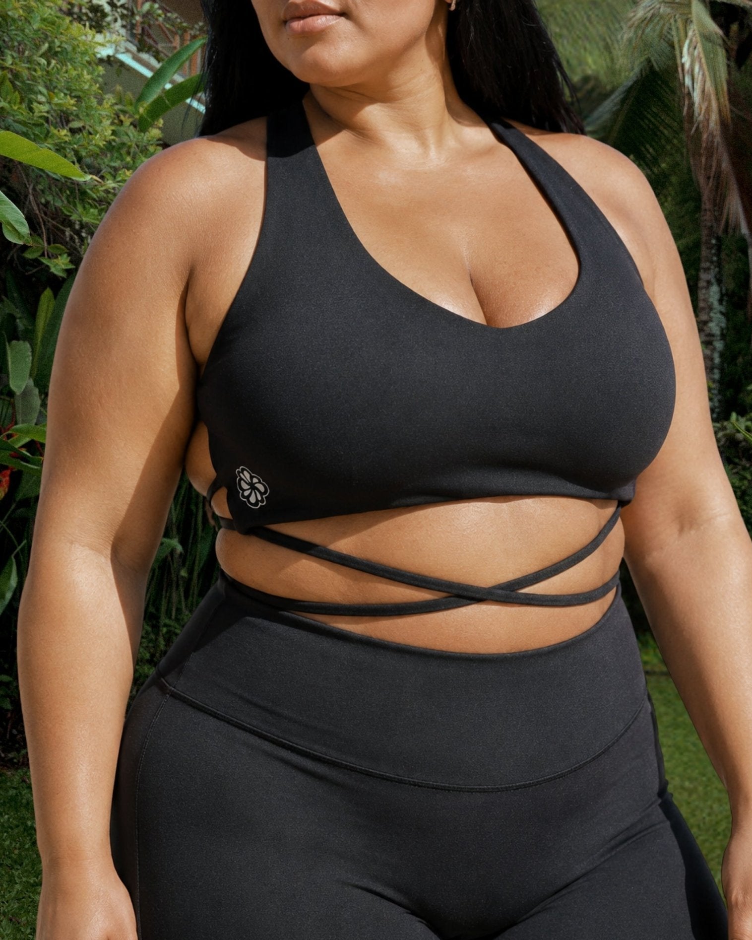 Ivy Laces bra - LuxeSkin™ noir - Bahana